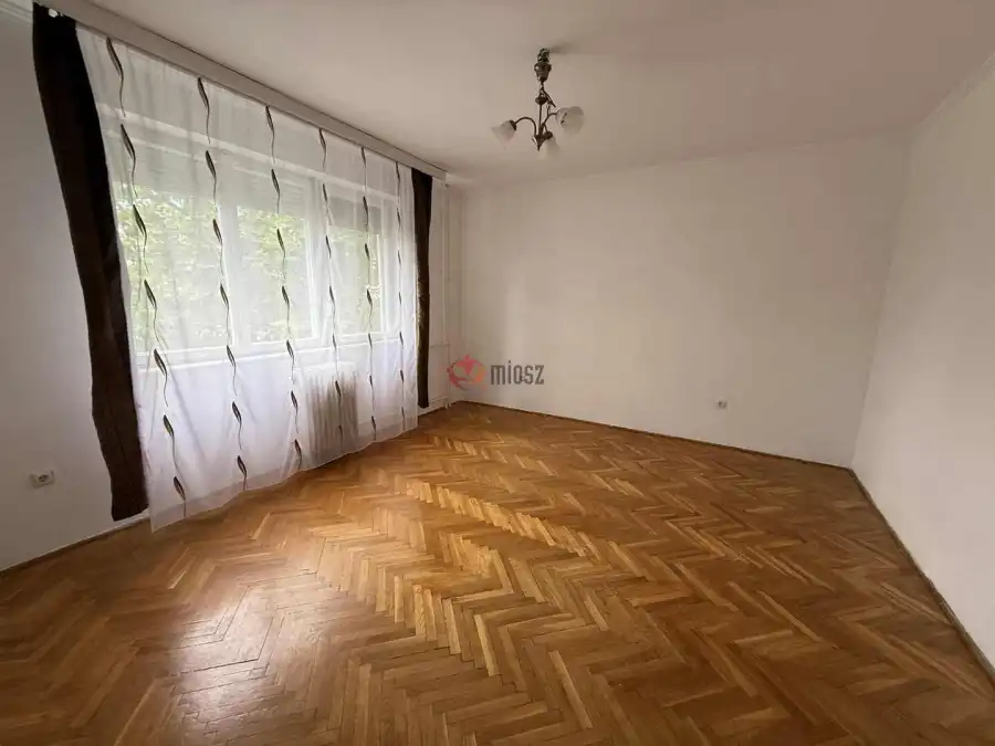 eladó téglalakás, Püspökladány