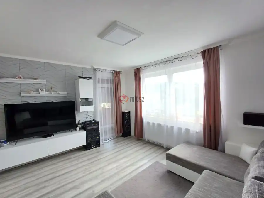 eladó téglalakás, Salgótarján