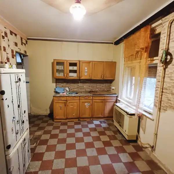Eladó téglalakás, Salgótarján 2 szoba 56 m² 12.8 M Ft