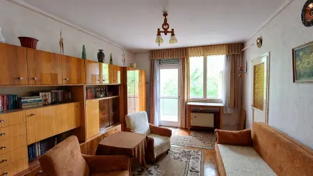 eladó téglalakás, Salgótarján