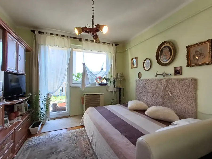 eladó téglalakás, Salgótarján