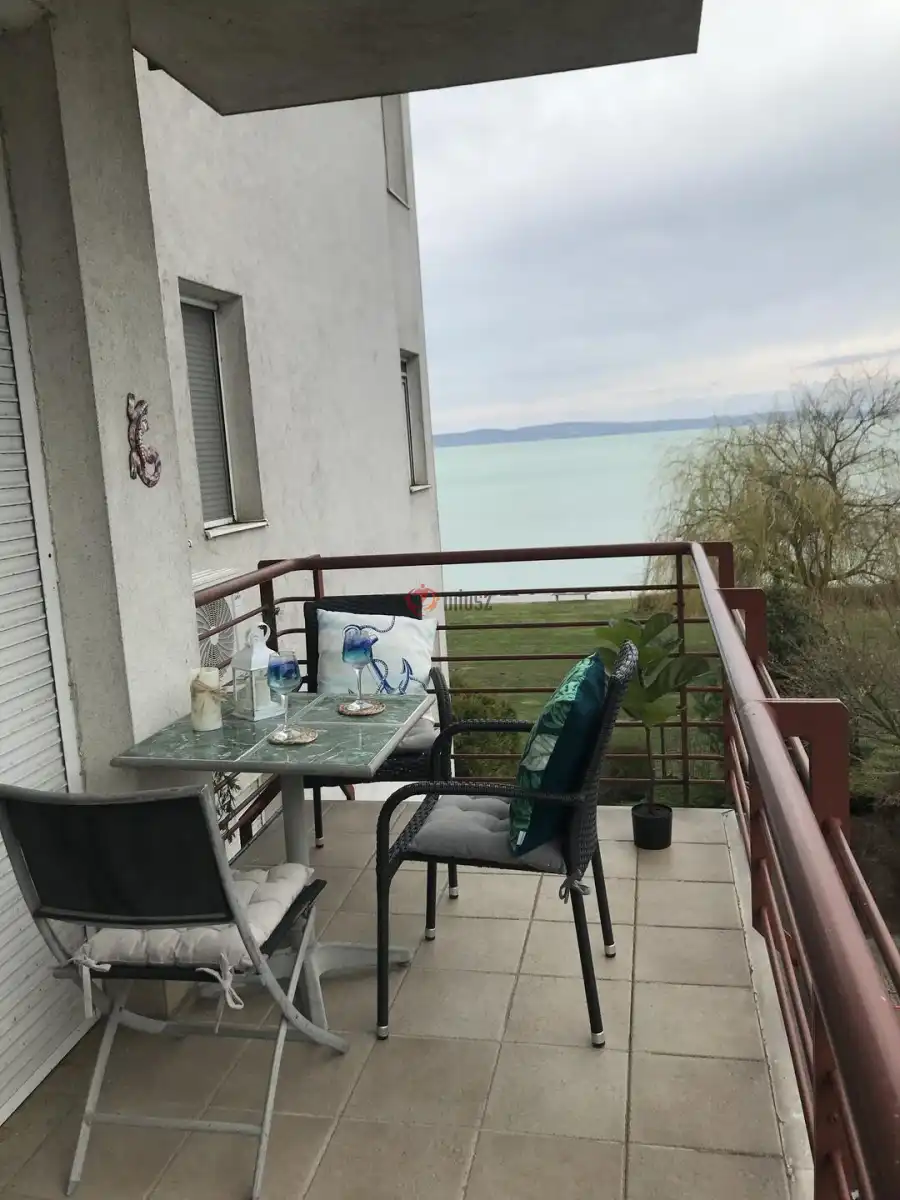 eladó téglalakás, Siófok