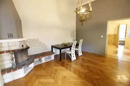 eladó téglalakás, Sopron