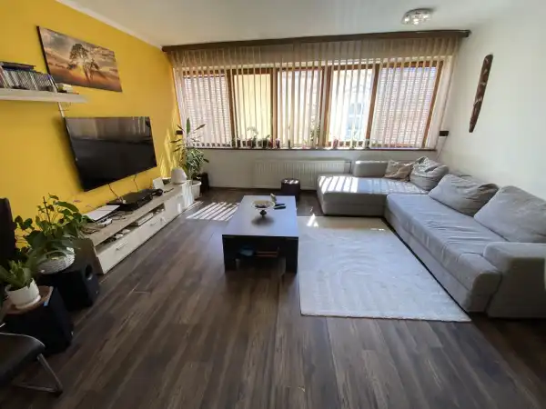 Eladó téglalakás, Sopron 3 szoba 72 m² 60.9 M Ft