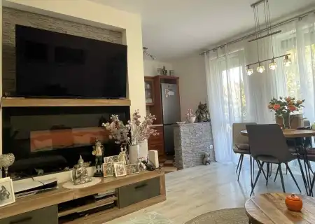 Eladó téglalakás, Sopron 2+1 szoba 75 m² 72 M Ft