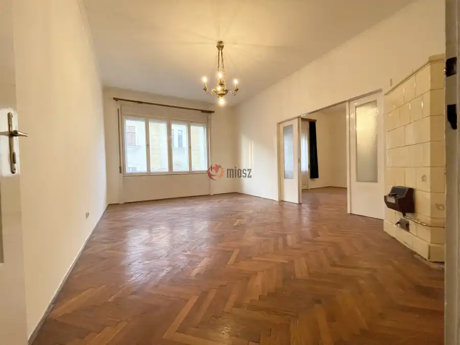 eladó téglalakás, Sopron