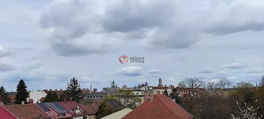 eladó téglalakás, Sopron