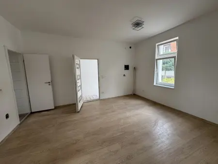 eladó téglalakás, Sopron