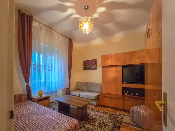 Eladó téglalakás, Sopron 2 szoba 74 m² 68 M Ft