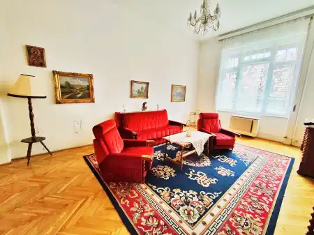eladó téglalakás, Szeged