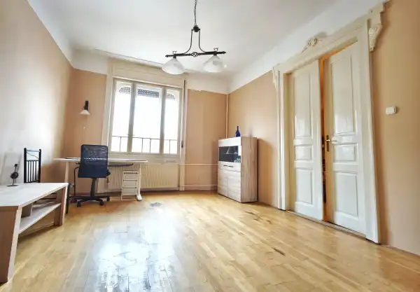 Eladó téglalakás, Szeged 3 szoba 90 m² 82 M Ft