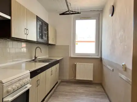 eladó téglalakás, Székesfehérvár