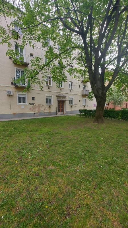 eladó téglalakás, Szigetszentmiklós