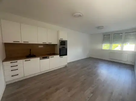 Eladó téglalakás, Tatabánya 2+1 szoba 57 m² 46.5 M Ft
