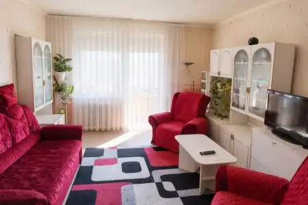 eladó téglalakás, Tatabánya