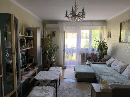 eladó téglalakás, Tatabánya