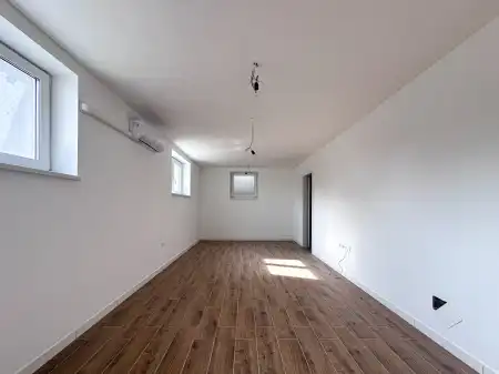 Eladó téglalakás, Vác 1+1 szoba 50 m² 49.9 M Ft