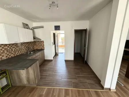 eladó téglalakás, Veresegyház