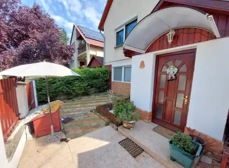 Eladó téglalakás, Veresegyház 3 szoba 100 m² 49.99 M Ft