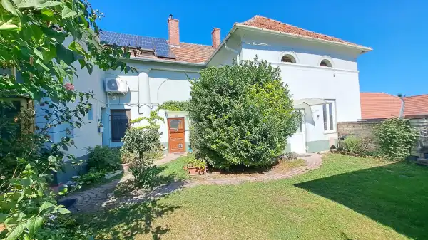 Eladó téglalakás, Veszprém 3 szoba 79 m² 84.5 M Ft