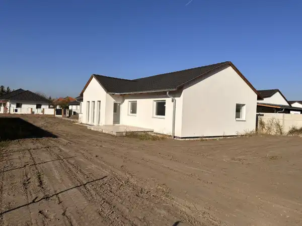 Eladó új építésű családi ház, Ráckeve 5 szoba 136 m² 86.9 M Ft