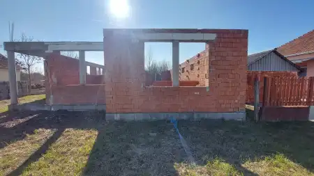 eladó új építésű családi ház, Sarkad