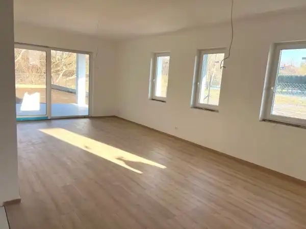 Eladó új építésű családi ház, Veresegyház 5 szoba 143 m² 155.5 M Ft