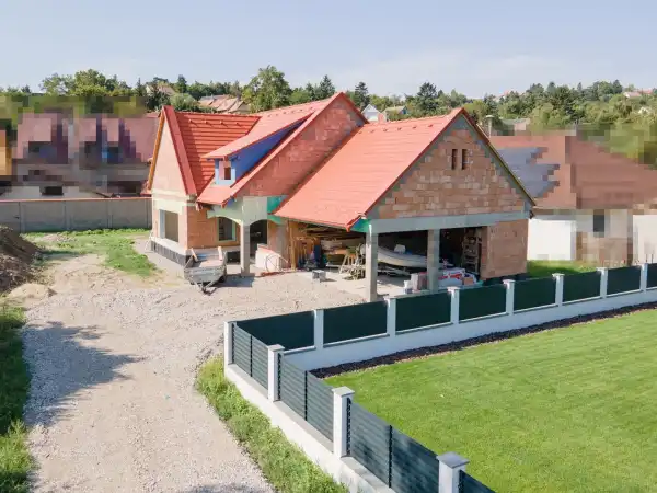 Eladó új építésű családi ház, Verőce 7 szoba 253 m² 239 M Ft