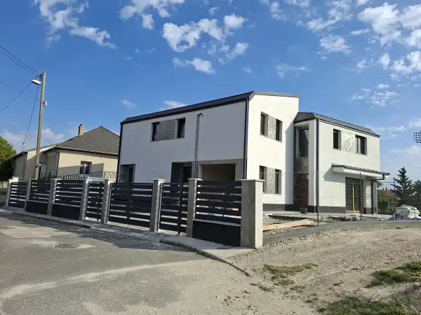 Eladó új építésű ikerház, Budapest, XXII. kerület 5 szoba 160 m² 179.9 M Ft