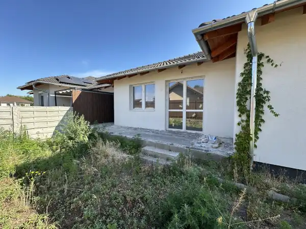 Eladó új építésű ikerház, Szigetszentmiklós 5 szoba 93 m² 86.45 M Ft