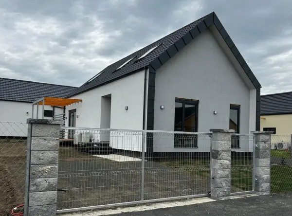 Eladó új építésű ikerház, Tordas 4 szoba 77 m² 75 M Ft