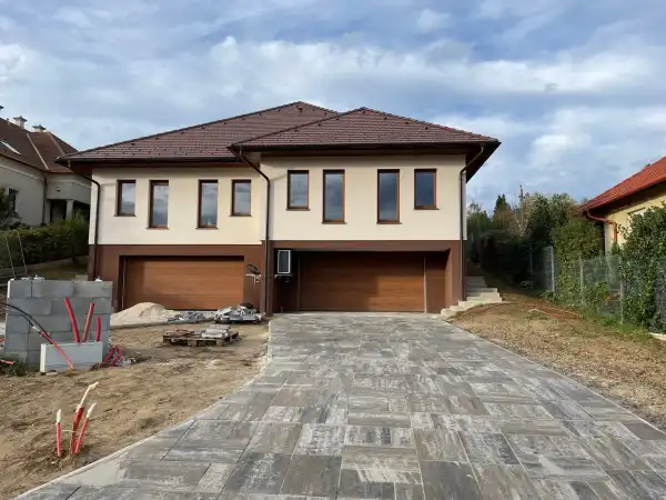 Eladó új építésű ikerház, Veszprém 4 szoba 209 m² 189 M Ft