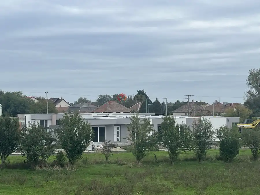 eladó új építésű téglalakás, Hatvan