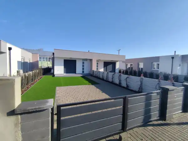 Eladó új építésű téglalakás, Hatvan 1+1 szoba 37 m² 39.5 M Ft