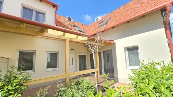 Eladó új építésű téglalakás, Paks 4+1 szoba 124 m² 140 M Ft