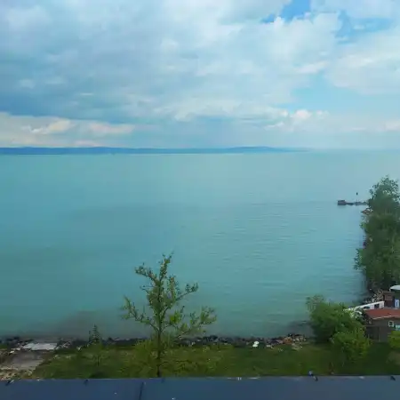 eladó új építésű téglalakás, Siófok