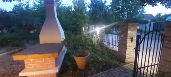 Eladó újszerű családi ház, Békéscsaba 2+1 szoba 125 m² 64.99 M Ft