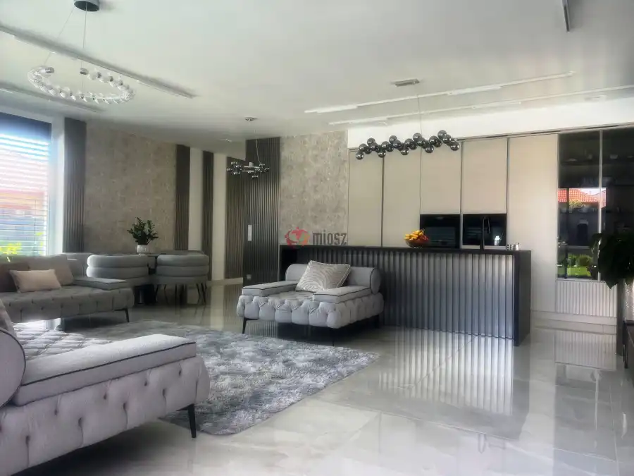 eladó újszerű családi ház, Budapest, XVI. kerület