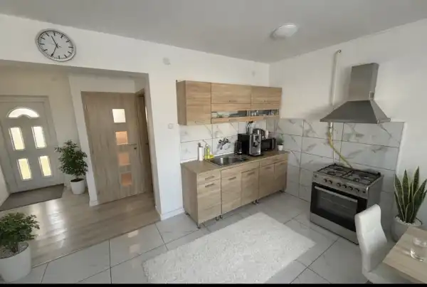 Eladó újszerű családi ház, Gávavencsellő 2+1 szoba 90 m² 34.9 M Ft