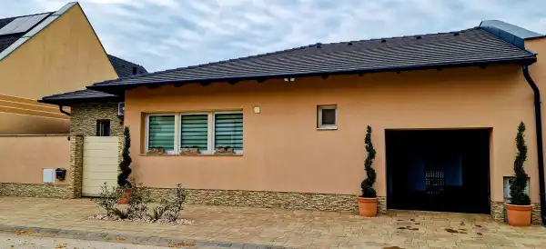 Eladó újszerű családi ház, Kecskemét 3+1 szoba 146 m² 148.88 M Ft