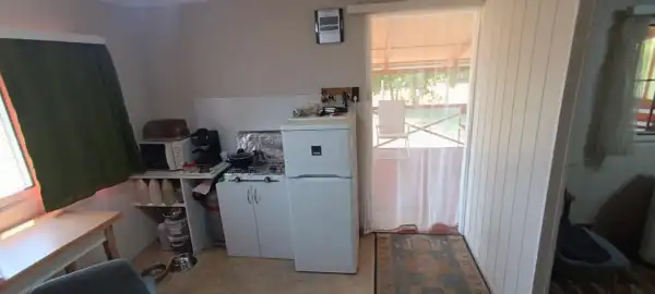 Eladó újszerű családi ház, Kunpeszér 2 szoba 40 m² 13 M Ft