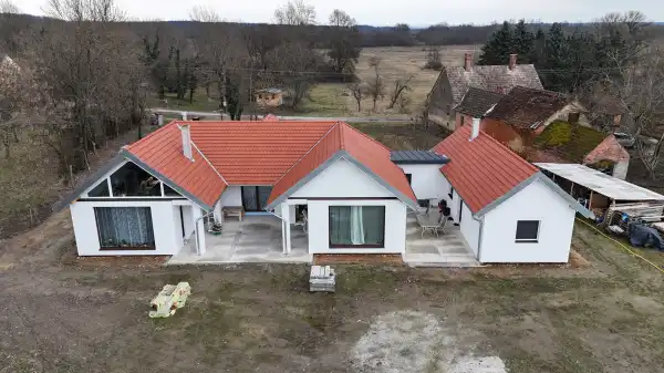 Eladó újszerű családi ház, Lendvajakabfa 5 szoba 131 m² 129.9 M Ft