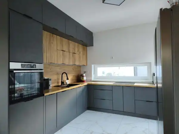 Eladó újszerű családi ház, Teskánd 5 szoba 91 m² 80.5 M Ft