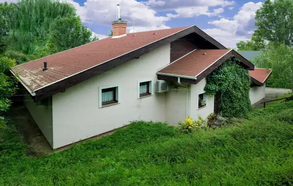 Eladó újszerű családi ház, Veresegyház 4 szoba 196 m² 195 M Ft