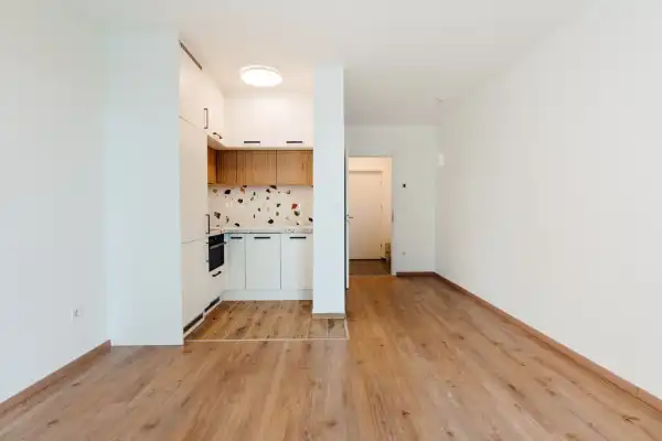 Eladó újszerű panellakás, Budapest, III. kerület 1 szoba 28 m² 85 M Ft