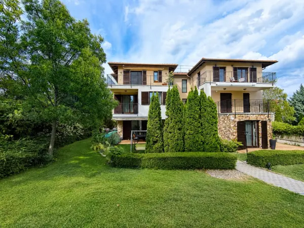 Eladó újszerű téglalakás, Budapest, XI. kerület 3 szoba 73 m² 189 M Ft