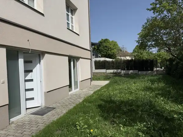 Eladó újszerű téglalakás, Budapest, XII. kerület 3 szoba 136 m² 272 M Ft