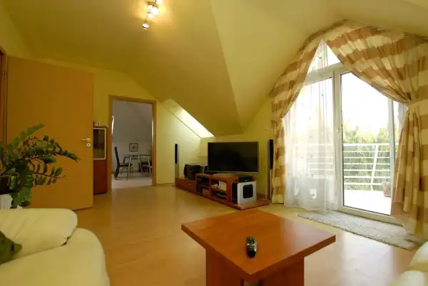 Eladó újszerű téglalakás, Budapest, XVI. kerület 3 szoba 78 m² 74.9 M Ft