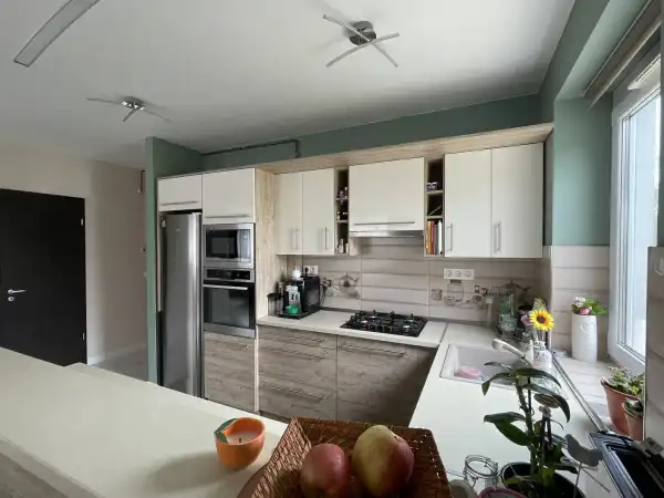 Eladó újszerű téglalakás, Eger 4 szoba 106 m² 97.6 M Ft
