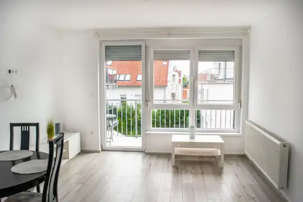 Eladó újszerű téglalakás, Pécs 3 szoba 60 m² 69 M Ft